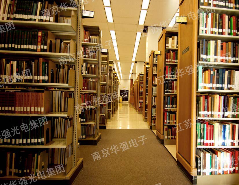 某圖書館用燈-白色無紫外線燈管